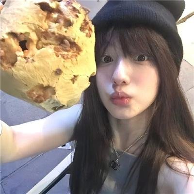 坡道上的红屋顶