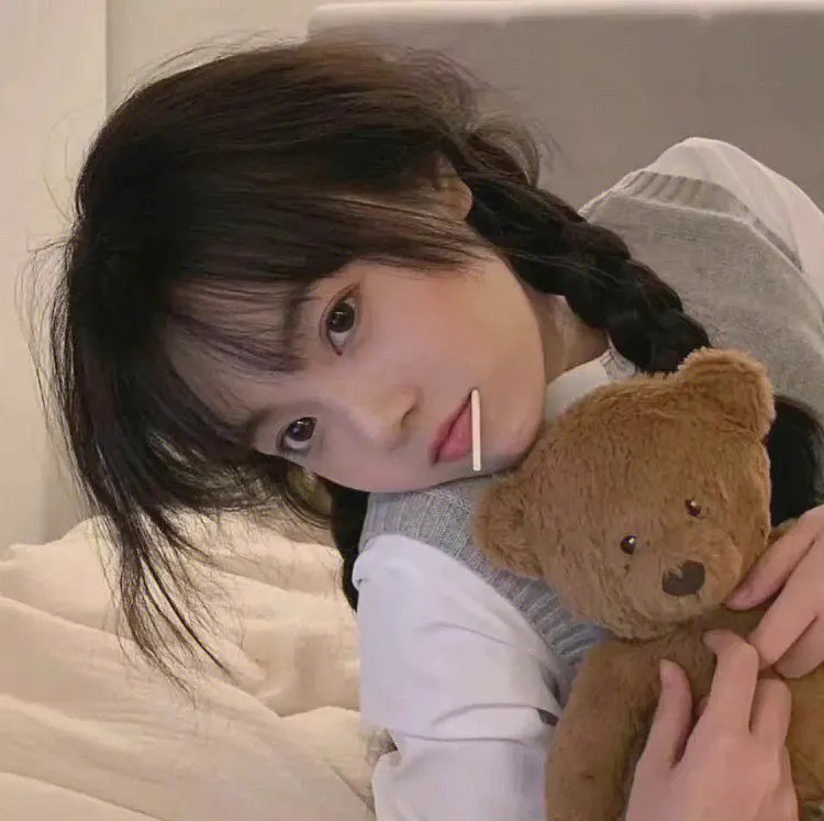 闪婚老公太宠我$先婚后爱陆总马甲藏不住了